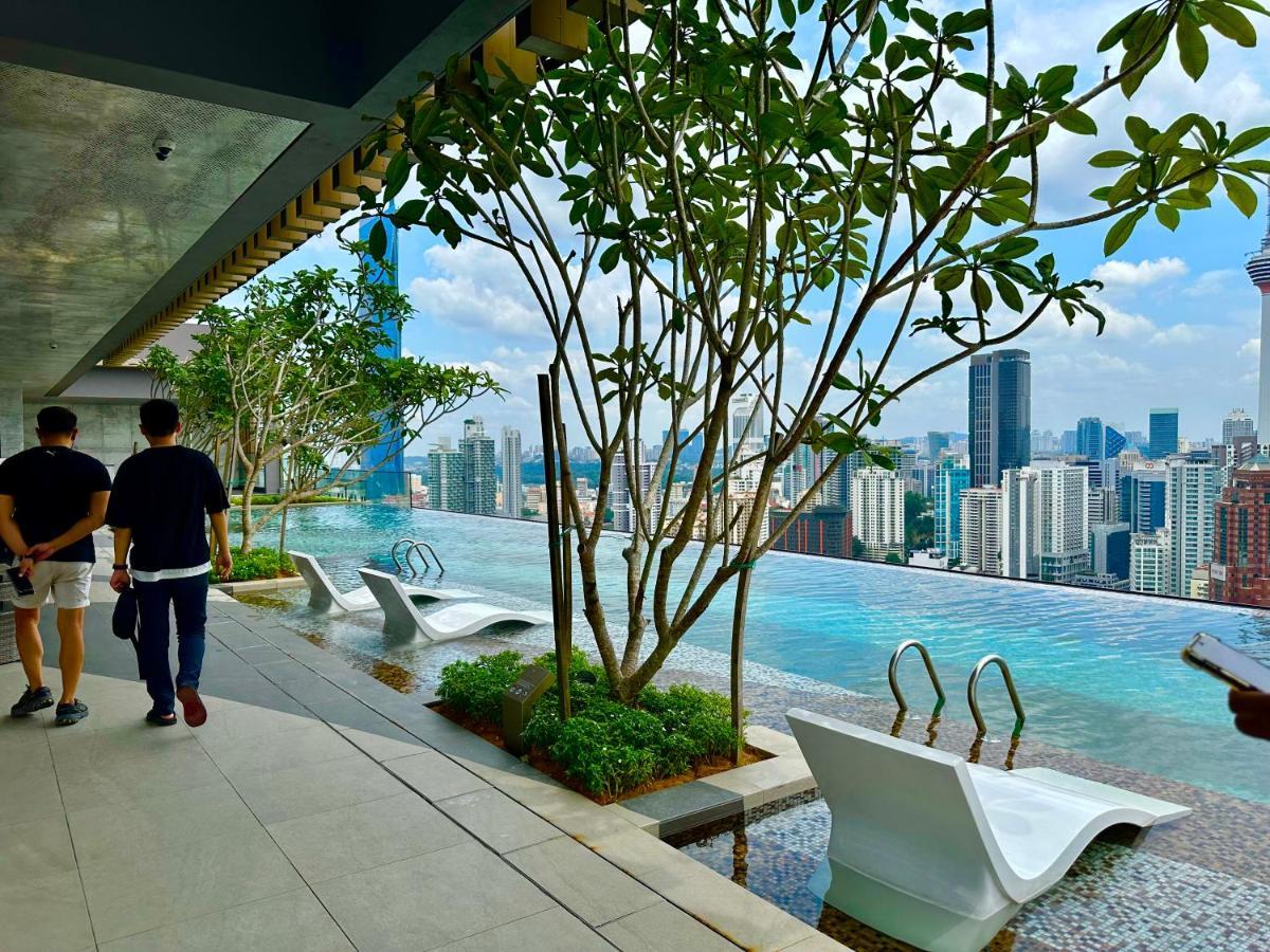 Crystal Suites At Axon Residence Near Pavilion Kuala Lumpur Exterior photo
