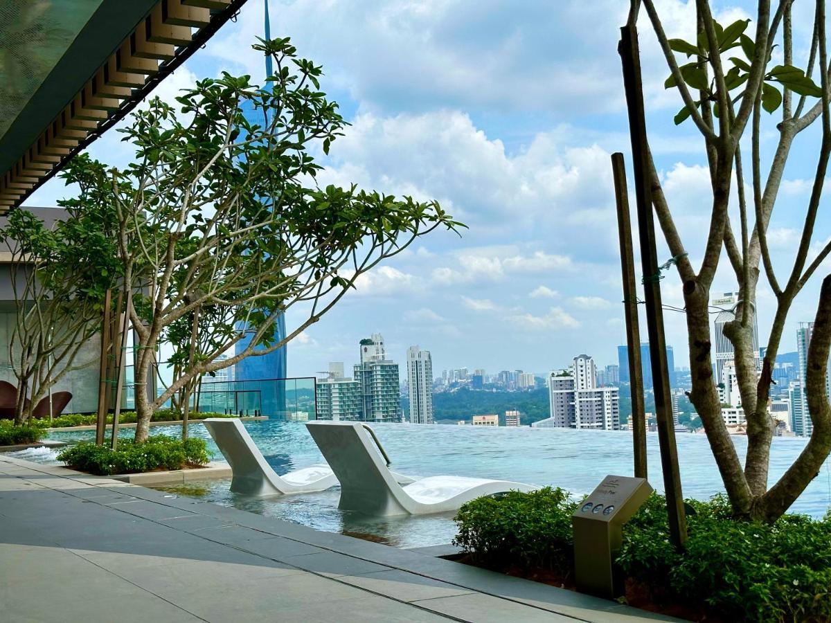 Crystal Suites At Axon Residence Near Pavilion Kuala Lumpur Exterior photo